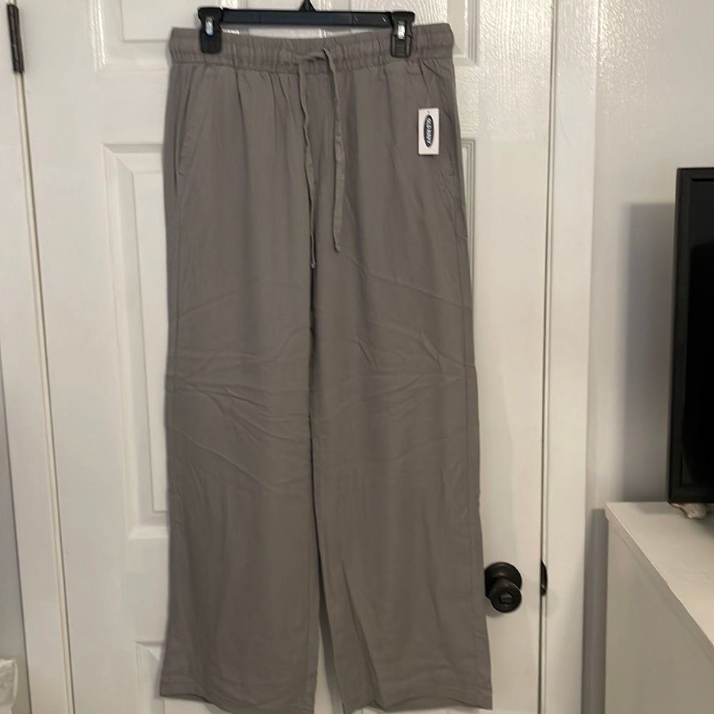 NWT. Brand New, Old Navy wide leg linen blend